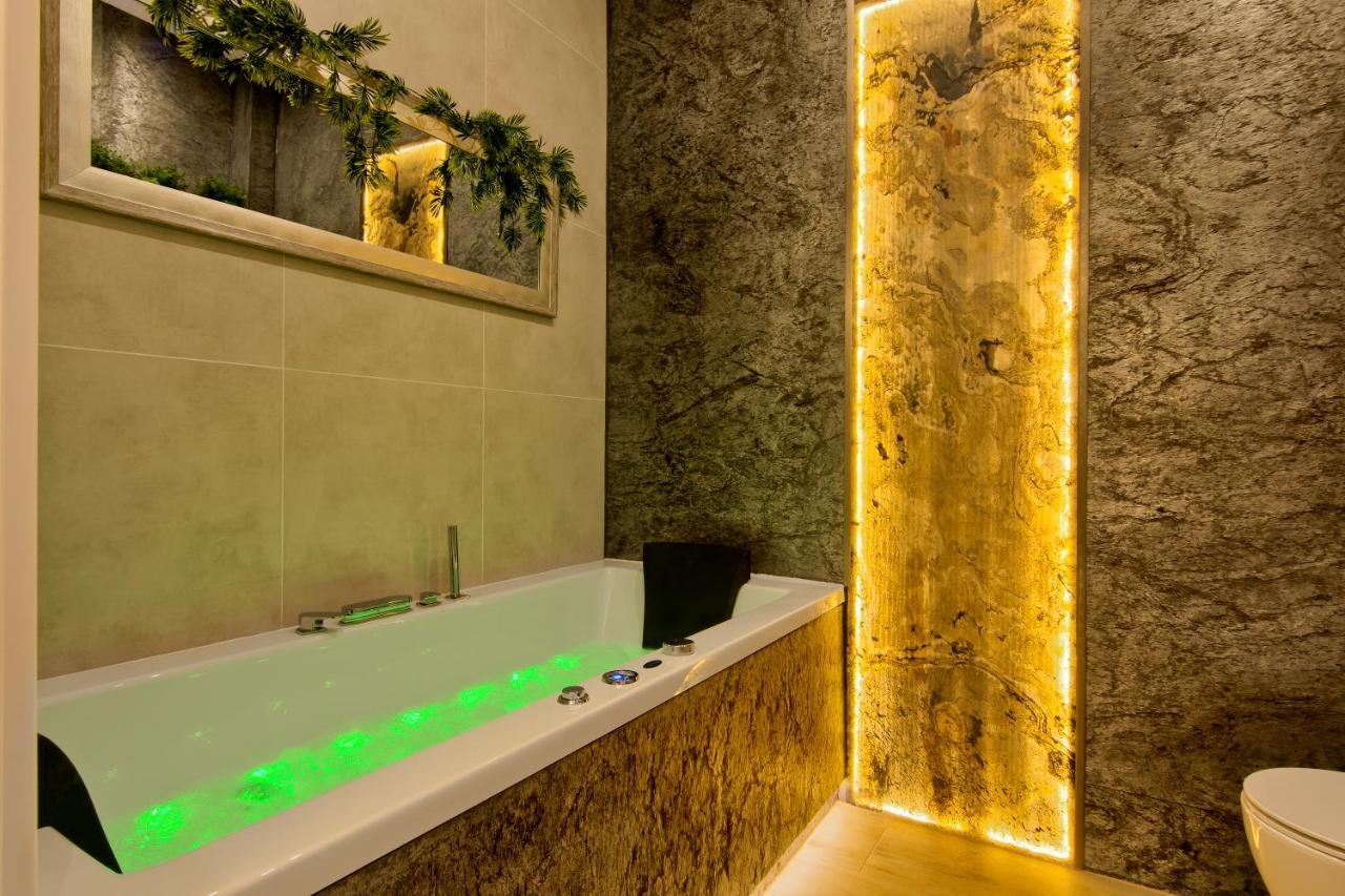 Silver Shine Jacuzzi Krakov Exteriér fotografie